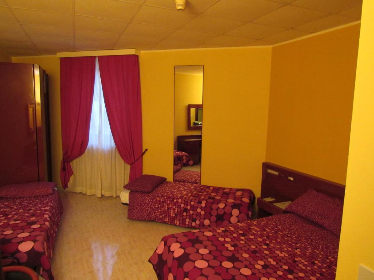B&B The Sun Swimming & Pool Turin Luaran gambar