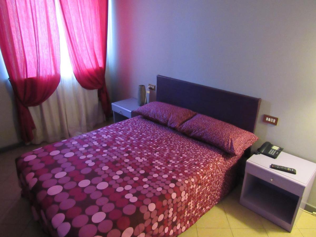 B&B The Sun Swimming & Pool Turin Luaran gambar
